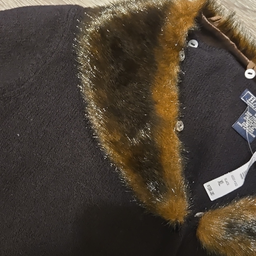 NWT Harold's black button front cardigan with faux fur collar sz XL - Picture 2 of 3